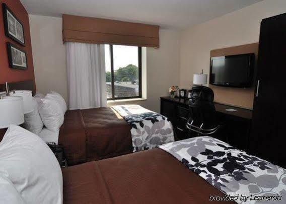 Herberg Sleep Jfk Airport Rockaway Blvd New York